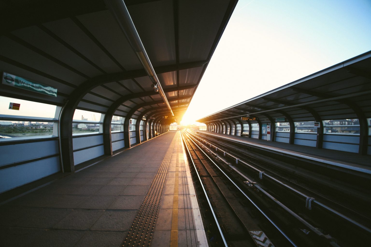 Bahn Wie Weit Im Voraus Buchen